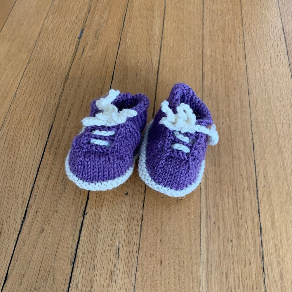 Hand knit purple baby slippers size 0M-6M